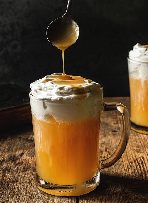 Non-Alcoholic Butter Beer Recipe | Best Easy Drink Recipes | Mocktail.net Alcoholic Butterbeer Recipe, Butterbeer Recipe Alcoholic, Butter Beer Recipe, Alcoholic Butterbeer, Drink Mocktail, Butter Beer Recipe Harry Potter, Harry Potter Drinks, Dairy Free Whipped Cream, Mulled Apple Cider