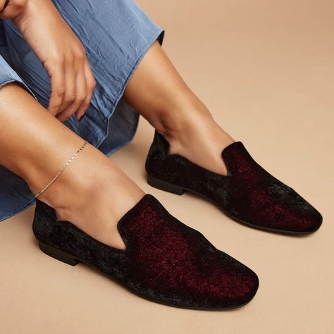 Classic Loafers, Dresses Velvet, Velvet Flats, Black Leather Dresses, Black Leather Flats, Mental Health Resources, Burgundy Velvet, Deep Burgundy, Casual Flats