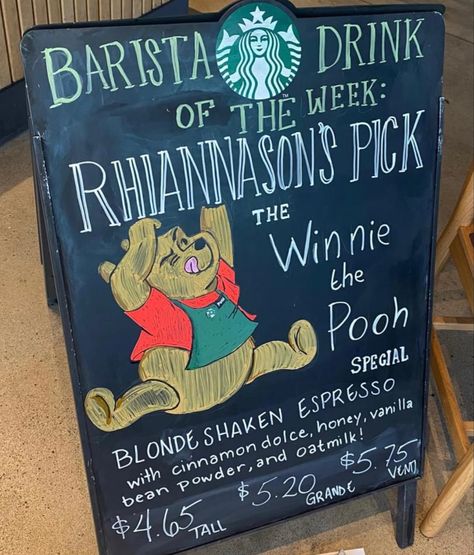 Barista Of The Week Board, Meet Your Barista Board, Starbucks Chalkboard Art, Bakery Chalkboard, Chalk Art Coffee, Big Chalkboard, Starbucks Chalkboard, Starbucks Crafts, Barista Life