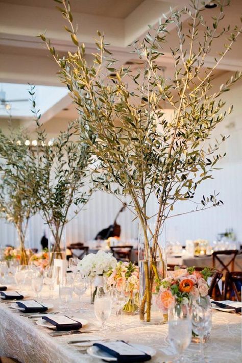 Branches Wedding Decor, Tree Branch Centerpieces, Tree Wedding Centerpieces, Branch Centerpieces, Vase With Branches, Wedding Branches, Tall Wedding Centerpieces, Tree Centerpieces, Napa Wedding