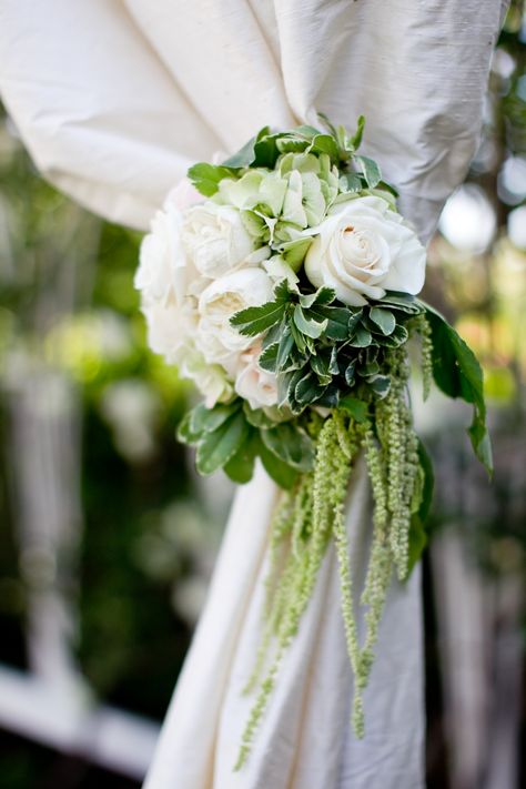 Idea for side of wedding arch, but with wildflowers and more long dangling greens Wedding Countryside, Wilderness Wedding, Green Weddings, Wedding Canopy, Garden Weddings, Wedding Ceremony Flowers, Diy Wedding Flowers, Curtain Ties, Ceremony Flowers