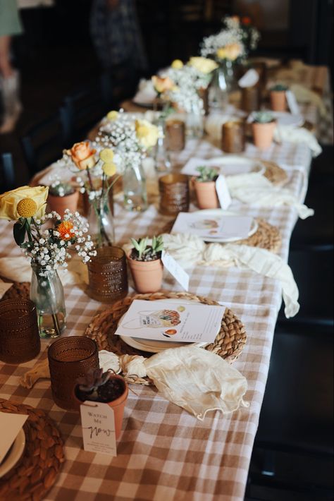 Farmers Market Party Table Decor, Picnic Shower Ideas, Farmers Market Brunch, Fall Farmers Market Baby Shower Theme, Vintage Woodland Baby Shower Theme, Local Grown Baby Shower Theme, Farm Fresh Baby Shower Theme, Lovebug Baby Shower Ideas, Farmers Market Baby Shower Theme Food