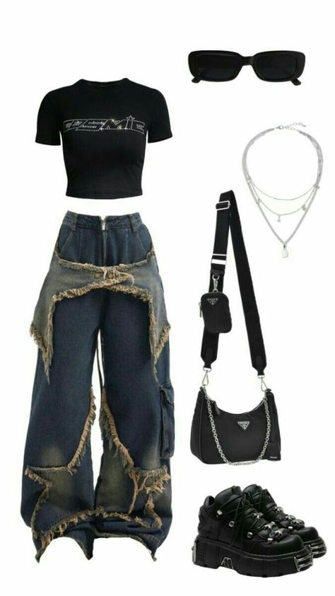 Y2k outfit inspo,Y2k outfit. Winter Outfits Dinner, Outfit Ideas For School Fall, Outfit Inspo Y2k, Youtube Seo, Marketing Management, Keyword Research, Dress Rental, Swaggy Outfits, Cute Everyday Outfits