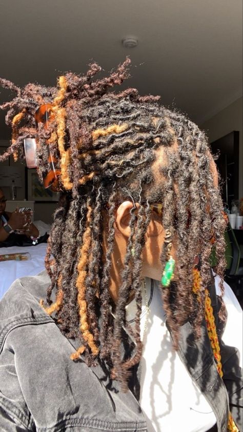 Black Brown Blonde Locs, Two Strand Twist Starter Locs Long Hair, Random Part Locs, Highlight Locs Black Women, Dread Locs Hairstyles For Women Long, Highlight Locs, Highlighted Locs, Locs With Blonde Highlights, Loc Extensions Before And After