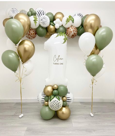 Picture Birthday Decorations, First Birthday Ballons Decoration Ideas, First Birthday Boy Balloons, Birthday Theme For 2 Year Boy, Wild One Birthday Party Balloons, Safari Bday Party Ideas, Simple Birthday Balloon Decorations, Wild One Balloons, Wild 1 Birthday Party Boy