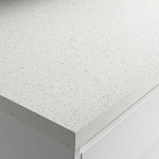 Wickes Gloss Laminate Worktop - Strasse Blanc 3000 x 600 x 38mm | Wickes.co.uk White Laminate Countertops, Laminate Benchtop, Howdens Kitchens, Kitchen Revamp, Stone Laminate, Kitchen Countertops Laminate, White Worktop, Replacing Kitchen Countertops, Laminate Worktop