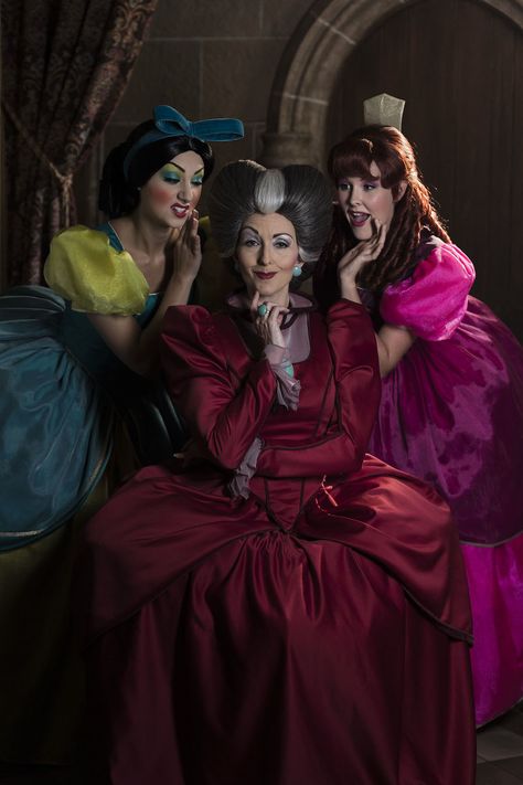 What makes this trio so sinister? Click through to learn more about these evil-doers from ��“Cinderella” – Lady Tremaine (Cinderella’s stepmother), and her stepsisters Anastasia and Drizella. Evil Stepmother Costume, Evil Step Sisters Costume, Cinderella Sisters, Evil Step Sisters, Cinderella Stepmother, Anastasia Tremaine, Cinderella Stepsisters, Disney Villain Party, Disney Villain Costumes