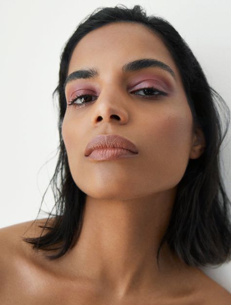 Manasi 7 — Dianthus Manasi 7, Light Pink Eyeshadow, Light Feminine, Diy Shades, Summer Makeup Looks, Hot Makeup, Top Skin Care Products, Pink Shade, Pink Eyeshadow