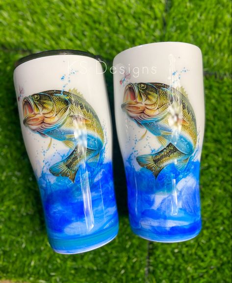 Boat Tumbler Ideas, Fishing Epoxy Tumbler, Fishing Tumblers For Men, Fishing Tumbler Ideas, Fishing Cups, Tumblers For Men, Vaso Yeti, Fish Tumbler, Fishing Tumbler