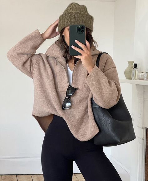 Muted Fall Outfits, Loungewear You Can Wear Out, Fall It Girl Outfits, Cozy Looks Outfit, Fall Fits 2023, Casual Cozy Outfits, Fall Outfits Cold Weather, Pretty Fall Outfits, Fall Cozy Outfit