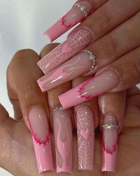 August Nails Acrylic, Nails August, Pink Nail Inspo, August Nails, Halloween Acrylic Nails, Grunge Nails, Colored Acrylic Nails, Pretty Gel Nails, Acrylic Nails Coffin Pink