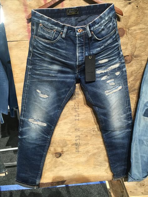 Desert Studio wash development for King Pins New York #Desertstudio #kingpins… Damage Jeans Men, Damage Jeans, Hair Products For Men, Raw Denim Jeans, Mens Fasion, G Star Raw Jeans, Mens Casual Outfits Summer, Denim Inspiration, Denim Ideas