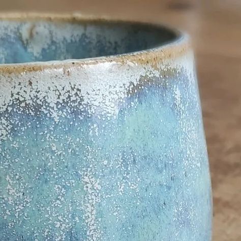 Cassie Rowe on Instagram: "𝚝ö𝚏𝚛𝚊𝚗𝚍𝚒 𝚏𝚘𝚜𝚜𝚊𝚛 . ☆ Beautiful crystallised glazed stoneware mug in Mayco Alabaster and Green Tea. Love the blues and greens that have entwined together. Winston my dog decided to join in the picture too (⁠•⁠‿⁠•⁠) #icelandinspired #doguedebordeaux #frenchmastiff #icelandwaterfall #stonewareceramics #crystalglaze #maycogreentea #maycoalabaster #stonewaremug #muglover #slabbuiltmug #ceramicsofinstagram #handmadewithlove ♡" Mayco Alabaster Glaze Combinations, Alabaster Glaze Combinations, Alabaster And Green, Mayco Alabaster, Mayco Green Tea, Alabaster Glaze, Mayco Glaze, Tea Love, Glaze Combos