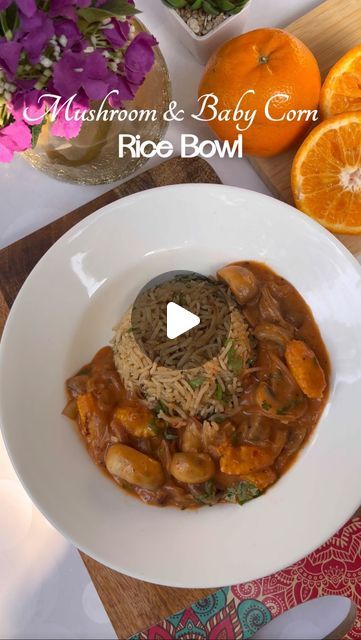 Nidhi Khosla on Instagram: "Mushroom & Babycorn Rice Bowl🌽 🍄 Ingredients 2 tbsp oil 2 tbsp garlic 1 tbsp ginger 1 bowl mushroom 6-7 baby corn 1 tbsp wheat flour 1 cup milk 1 cup water 2 tbsp pizza pasta sauce 1 tsp Kashmiri mirch 1/2 tsp black pepper Salt to taste You may add 1/4 tsp sugar if you like it sweet. #mushroom #babycorn #rice #ricebowl #easyrecipesathome {rice, mushroom, mushroom rice, corn, babycorn, lunch, dinner, recipes, mushroom recipe}" Babycorn Recipes, Baby Corn Recipe, Herbed Rice, Bowl Ingredients, Boiled Rice, Corn Rice, Boiled Corn, Baby Corn, Mushroom Rice