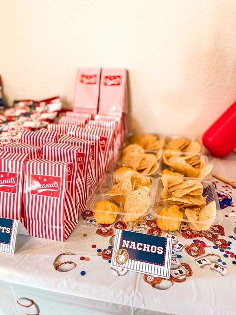 Rookie Of Year Birthday Cake, Rookie Of The Year First Birthday Desserts, Rookie Of The Year First Birthday Favors, First Rookie Year, Rookie Of The Year Birthday Food, My Rookie Year First Birthday Baseball, 1st Birthday Party Rookie Year, First Bday Baseball Theme, Baseball Birthday Food Ideas