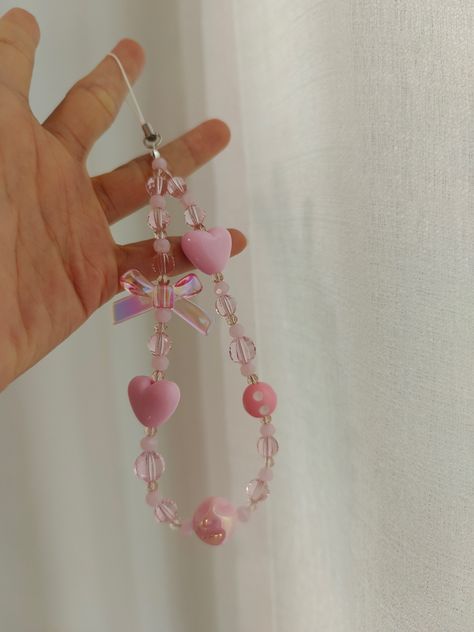 Phone strap Pink Phone Strap, Gantungan Hp Manik-manik, Phone Strap Aesthetic, Phone Strap Beads, Manik Manik, Desain Buklet, Phone Straps, Strap Phone, Bead Charms Diy