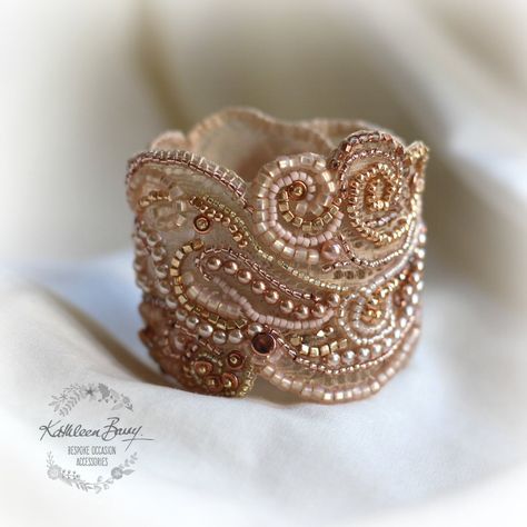 Bridal Jewelry Bracelets, Bridal Cuff Bracelet, Lace Cuff Bracelet, Rose Gold Lace, Bridal Cuff, Bijoux Art Nouveau, Wedding Cuff, Lace Bracelet, Bracelet Pearl