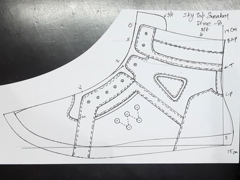 Making Sky top sneaker boot standard Shoe Modeling, How To Make Boots, Homemade Shoes, Sneakers Sketch, Shoe Template, Sneakers Drawing, Gents Shoes, Best Hiking Shoes, Leather Sneakers Men