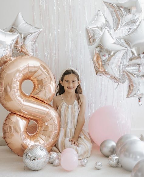 9th Birthday Photoshoot Ideas, 8th Birthday Photoshoot Ideas, Kids Birthday Photoshoot Ideas, Supergirl Birthday, Spring Arts And Crafts, Balloons Photography, Happy Birthday Princess, Vintage Photo Editing, Cute Birthday Ideas