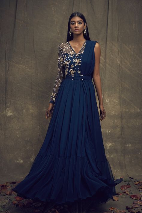 Teal georgette one-shoulder draped anarkali with gold hand embroidery and a pleated net hem paired with a gold metallic belt Shloka Khialani, Zoya Nazyalensky, Ethnic Gowns, Western Gowns, Reception Outfit, Indian Gowns Dresses, Anarkali Gown, Indian Gowns, Embellished Gown