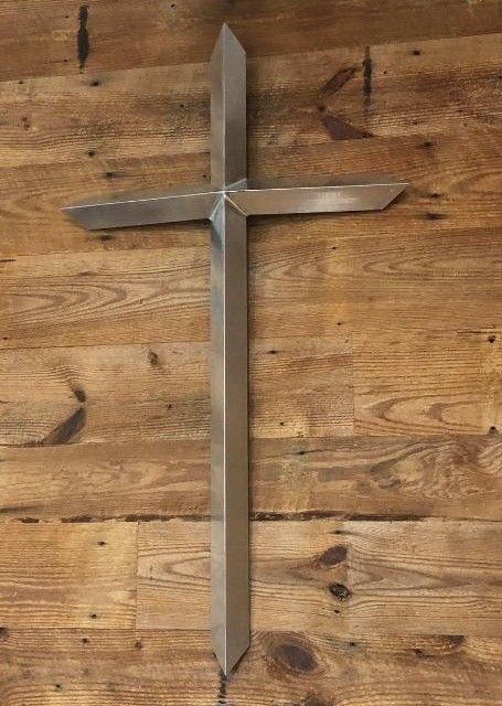 Metal Crosses Welded, Welded Cross, Wood Crosses Diy, Metal Crosses, Walk In Faith, Welding Works, Steel Channel, Metal Fire Pit, 3d Mirror