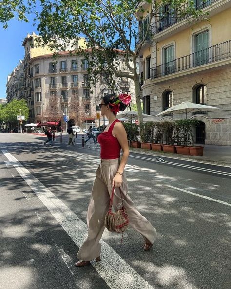 On My Mind, Classy Women, Curator Style, Travel Outfit, Manners, A Flower, My Mind, Paris Fashion, French Vintage