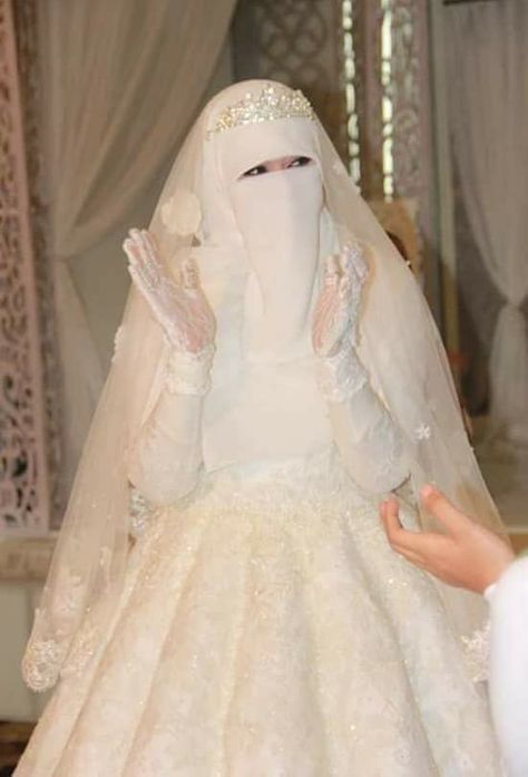 Niqabi Bride Wedding Dresses, Niqabi Wedding Dresses, Niqab Wedding Dress, Niqab Wedding, Niqab Bride, Turkish Wedding Dress, Niqabi Bride, Muslim Wedding Hijab, Wedding Dresses Hijab Bride