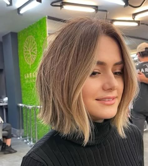 Bob Hairstyles Light Brown, Hairstyles Light Brown, Silver And White Hair, Bob For Fine Hair, Brown Bob Hair, Cute Bob Haircuts, Light Brunette Hair, Haircut Bob, Rambut Brunette