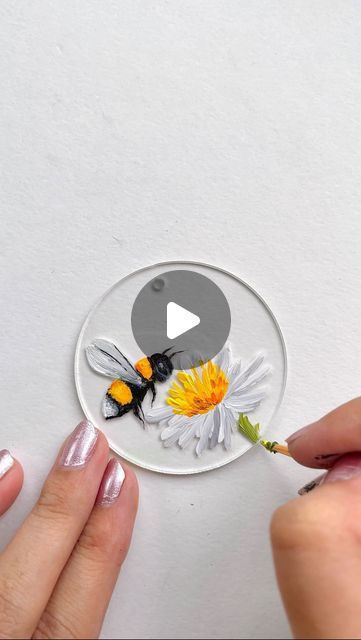 Anjana G on Instagram: "🌼🐝

Sharing something exciting with you all tomorrow! Stay tuned 💛
.
.
.
.
.
.
#acrylicpainting #acrylicart #daisy #explorepage #trendingreels #ａｅｓｔｈｅｔｉｃ #artsy #artvideos #artgallery #acrylicillustration #the_tinted_palette" Mini Paintings Ideas Easy, Mini Paintings Ideas, Paintings Ideas Easy, Aesthetic Artsy, Paintings Ideas, Daisy Painting, Mini Paintings, Easy Paintings, Acrylic Art