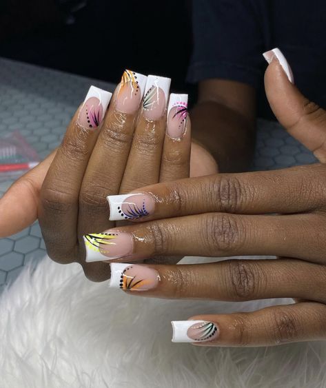 Short 90s Nails Acrylic, Short Nails Baddie Design, 90 Acrylic Nails, 90s Inspired Nails Short, 90s French Tip Nails Square, French Tip Nails 90s, Nail Designs 90s, Old School Nail Designs 90s, 90s Acrylic Nails Art Designs