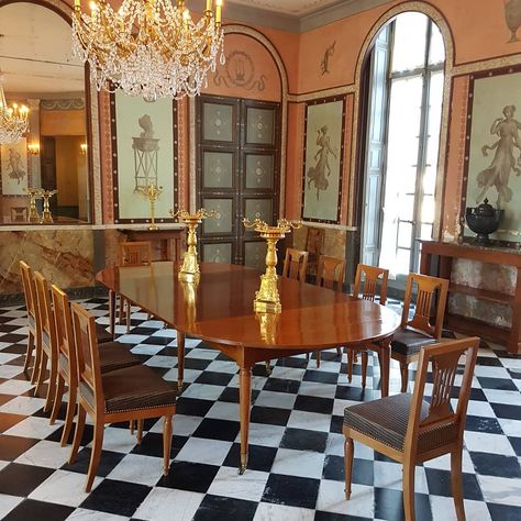 The dining-room at château de Malmaison. The chateau was bought by Josephine de Beauharnais in 1799 for herself and her husband, General… Classical Interior Design, Classical Interior, Chateau France, Dining Room, Villa, Dining Table, Interior Design, Furniture, Home Decor