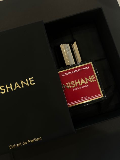 Luxury perfume, Niche perfume Nishane spring perfume photo showing luxurious perfume Niche Perfume Aesthetic, Nishane Hundred Silent Ways, Nishane Perfume, Niche Perfume Collection, Niche Fragrances, Fragrance Wardrobe, Spring Perfume, Best Fragrance For Men, Perfume Collection Fragrance