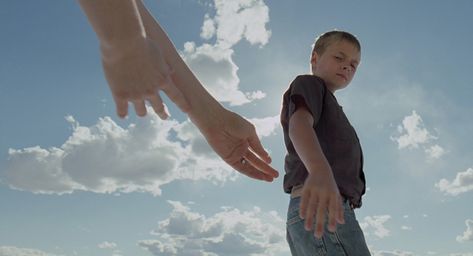 The Tree of Life (2011) | dir. T. Mallick | dop. E. Lubezki Terrence Malick, Shots Ideas, Fritz Lang, I Love Cinema, Movie Shots, Film Inspiration, The Tree Of Life, Martin Scorsese, Stanley Kubrick