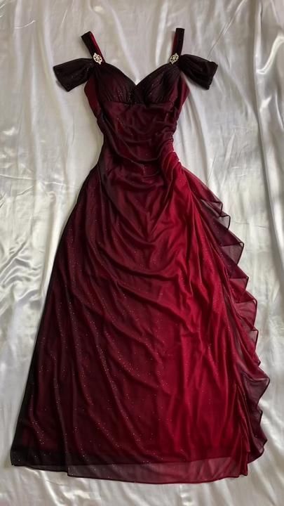 Dark Red Prom Dress, Vestidos Color Vino, Fairy Prom Dress, Top Prom Dresses, Prom Dress Trends, Dark Red Dresses, Long Party Dress, A Line Prom Dress, Dark Fairy