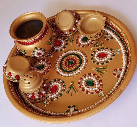 Arti Thali Decoration, Arti Thali, Aarti Thali, Puja Thali, Bridal Foot Jewelry, Thali Decoration, Diwali Gift Hampers, Thali Decoration Ideas, Diy Floral Decor