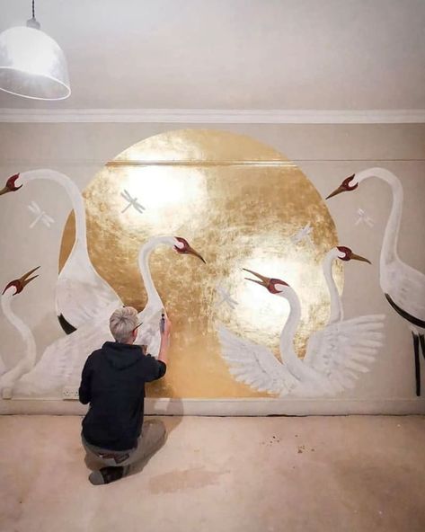 Mural Art Design, Interior Murals, Gold Art Painting, Canvas For Beginners, Wall Painting Decor, Wall Murals Painted, Gold Leaf Art, Hand Painted Walls, House Projects