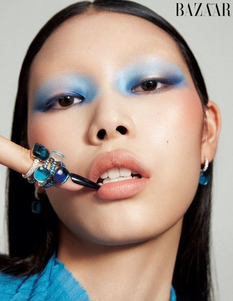 China Photography, High Fashion Makeup, Runway Makeup, Photoshoot Makeup, Unique Makeup, Lil Pump, Beauty Shoot, Makeup Photography, Blue Makeup