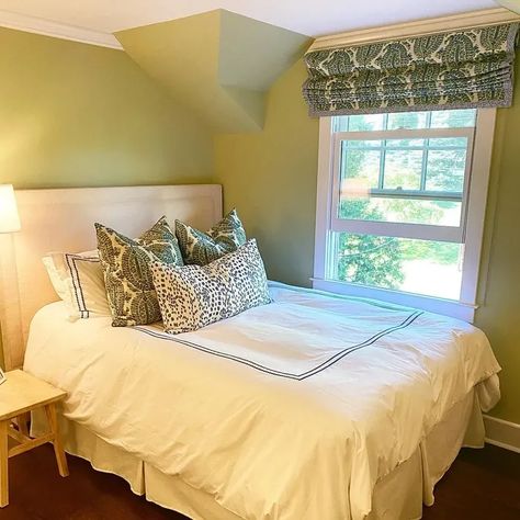 Benjamin Moore Guilford Green, Guilford Green, Green Paint, Coordinating Colors, Benjamin Moore, Paint Color, Real Pictures, Wall Colors, Home Interior