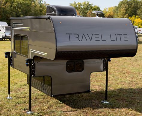 Travel Lite 625 exterior, https://www.truckcampermagazine.com/truck-campers/ Short Bed Truck Camper, Cabover Camper, Truck Camper Shells, Slide In Truck Campers, Pop Up Truck Campers, Teardrop Campers, Auto Camping, Truck Bed Camping, Pickup Camper