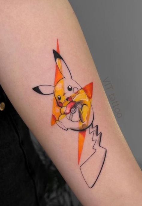 Pikachu Tattoo Design, Pokemon Tattoo Ideas, Pikachu Tattoo, Pokemon Tattoos, Nerdy Tattoos, Muster Tattoos, Geek Tattoo, Pokemon Tattoo, Tatuaje A Color