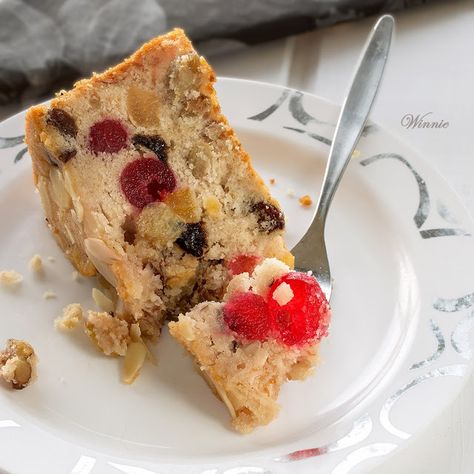 Something Sweet: Dried fruit cake rich and luscious Asda Recipes, Light Fruit Cake, Traditional Easter Recipes, Simnel Cake, Fruit Plus, Pork Curry, Fruity Cake, Candied Almonds, Dried Fruit Mix