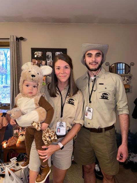 Zookeeper And Animals Family Costume, Kangaroo Halloween Costume, Zookeeper Outfit Women, Monkey And Zoo Keeper Costume, Family Monkey Costume Ideas, Zoo Keeper And Animal Costume, Australian Halloween Costumes, Zoo Keeper Costume Family, Family Zoo Costumes