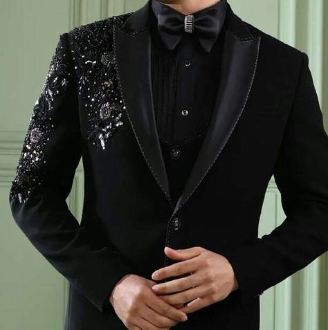 Best Wedding Suits For Men Indian, Traditional Indian Mens Clothing, Best Wedding Suits For Men, Denise Mercedes, Gents Wear, Designer Tuxedo, Best Wedding Suits, Best Suits For Men, Boys Kurta Design