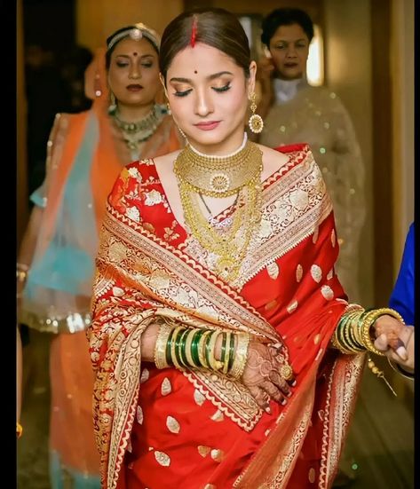 Reception Sarees, Beautiful Bridal Makeup, Ankita Lokhande, Indian Bride Makeup, Bengali Bridal Makeup, Bridal Makeup Images, Mehendi Outfits, Sari Design, Saree Draping Styles