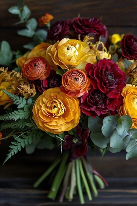 Fall Wedding Florals, Fall Wedding Bouquet, Wedding Bouquet Ideas, Bold Centerpieces, Burgundy Dahlia, Beautiful Fall Wedding, Unique Floral Arrangements, Pampas Grass Bouquet, Enchanted Forest Wedding