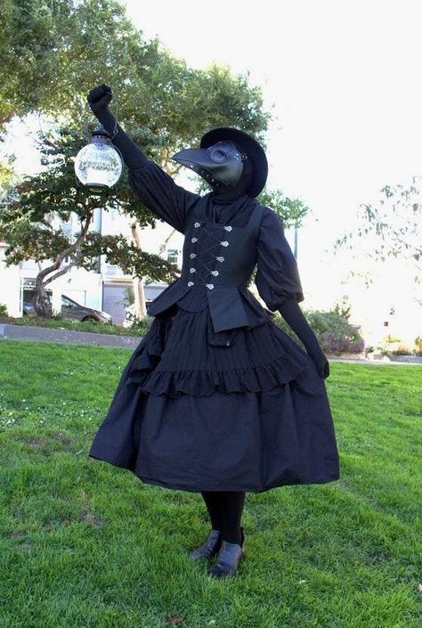 Female Plague Doctor, Halloween Costume Female, Plague Doctor Halloween, Plague Doctor Halloween Costume, Doctor Halloween Costume, Doctor Halloween, Plague Doctor Costume, Plague Doctor Mask, Doctor Costume