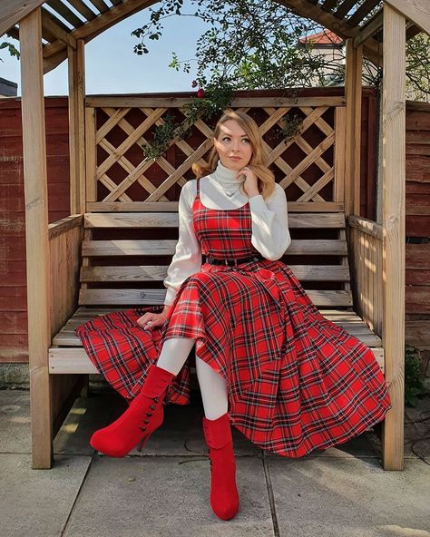 Festive ready! The Priscilla Tartan Midi Dress as seen on @missgemski ❤️ #theprettydress #theprettydresscompany #madeintheuk #TDPC #classicstyle #OOTD #autumnstyle #outfitoftheday The Pretty Dress Company, Figure Flattering Dresses, Ladies Day Dresses, Timeless Dress, Tartan Dress, Full Circle Skirts, Pretty Dress, Classic Dress, Day Dress