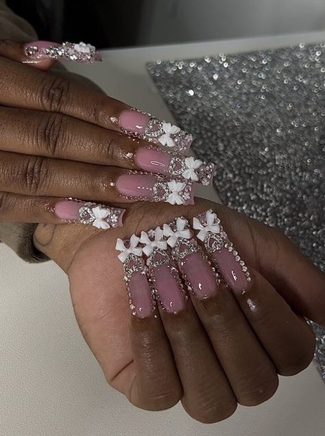 Nail Set Ideas, Fye Nails, Money Nails, Birthday Nail, Nail Pics, Gel Toe Nails, Acrylic Nail Set, Long Acrylic Nail Designs, Nails Design With Rhinestones