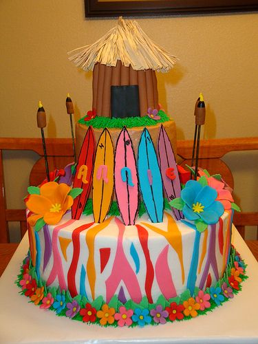 Luau Cake Idea... I have to do this next year!! Pool Party Cake Ideas, Party Cake Ideas, Pool Party Cake, Luau Cake, Hawaiian Cake, Girls Cake, Luau Birthday Party, Hawaiian Birthday Party, Beach Cakes