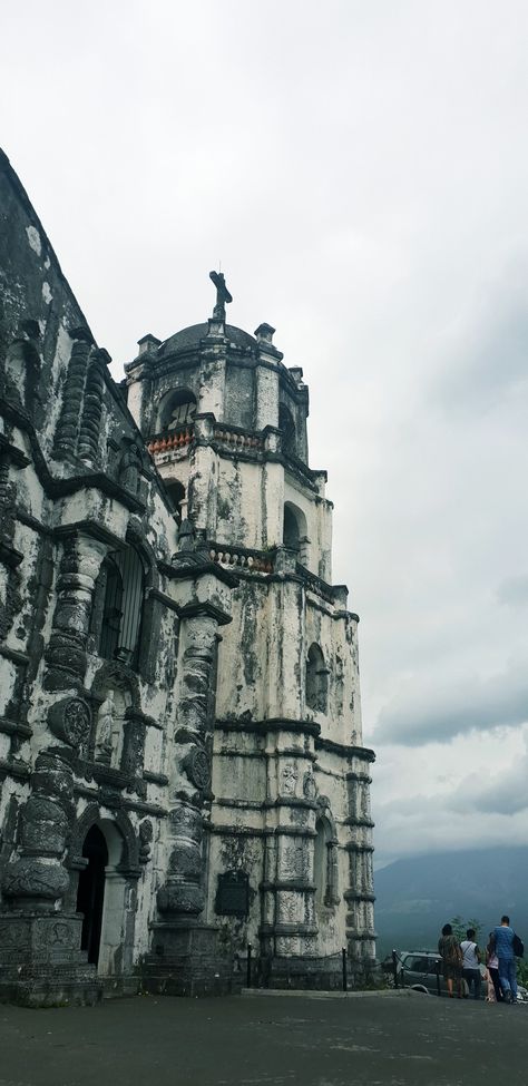 Mt Mayon, Bicol Philippines, Albay Philippines, Beaches In The Philippines, Travel Philippines, Roman Catholic Church, A Hill, Best Beaches, Roman Catholic